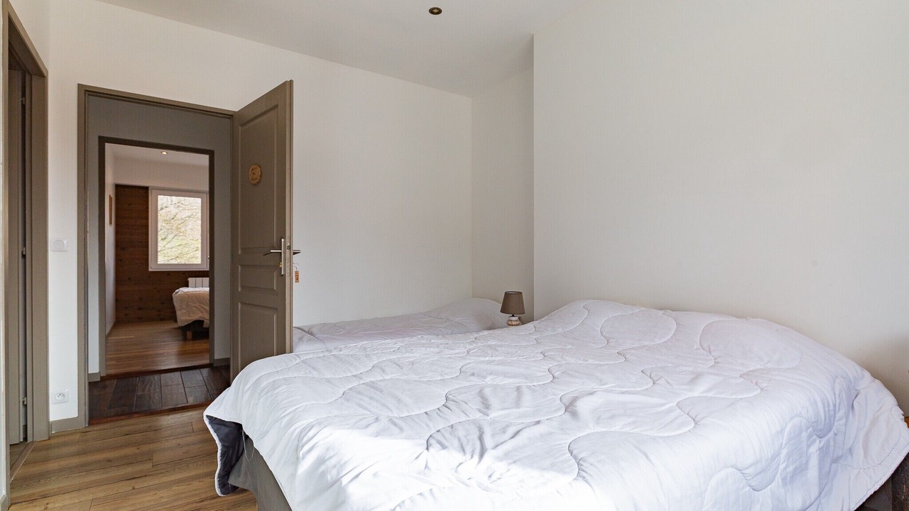 Photo of Bedroom in Presles