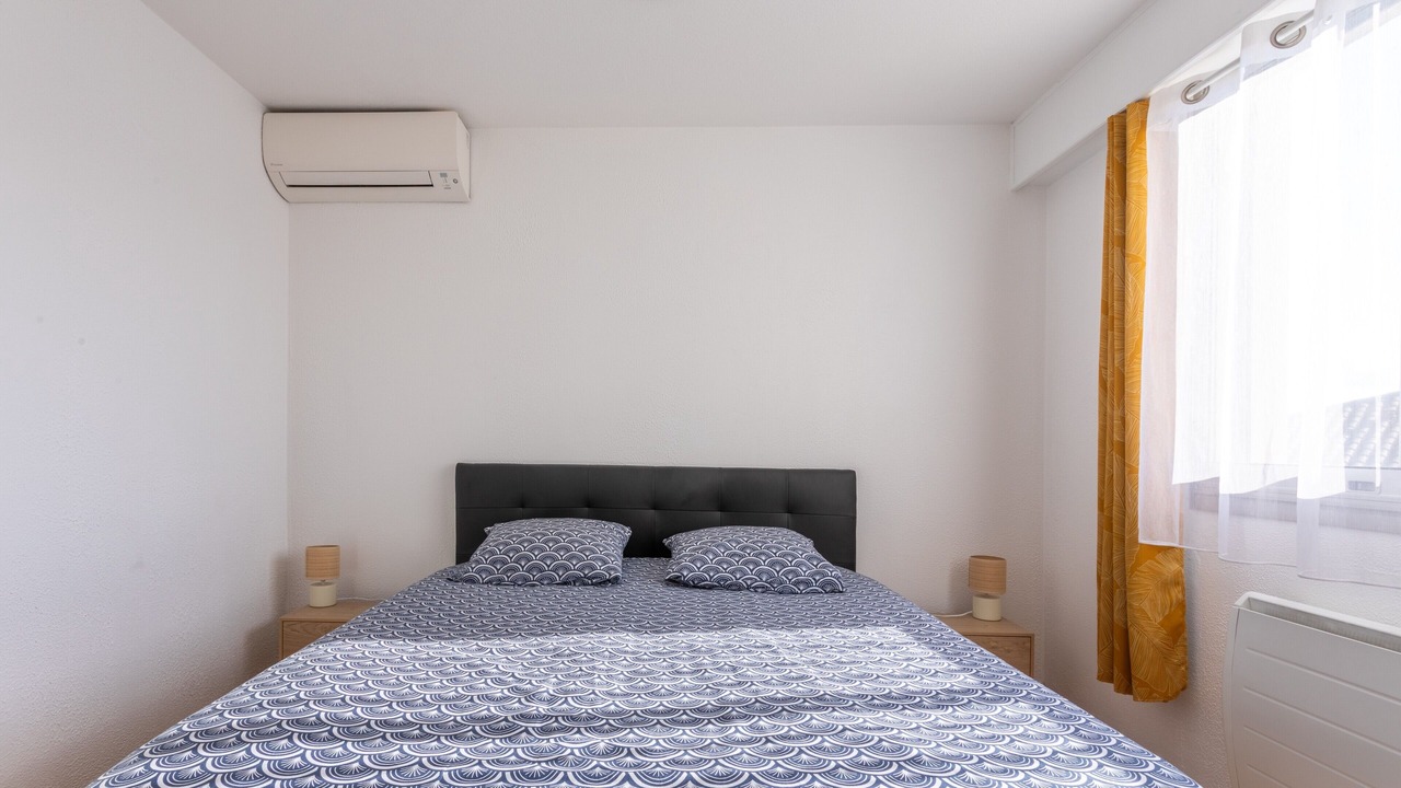 Photo of Bedroom in Frejus Plage