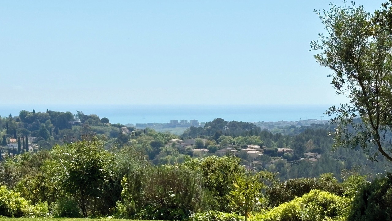 Photo of Others in Biot