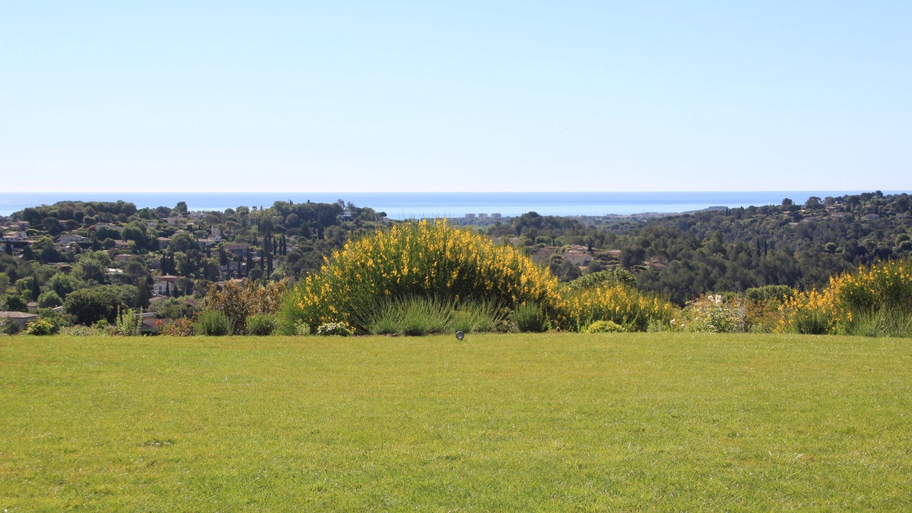 Photo of Others in Biot