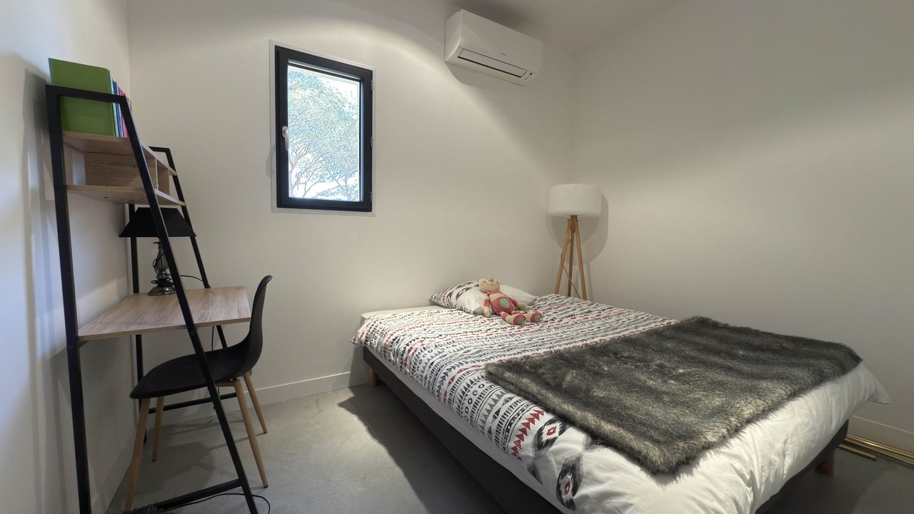 Photo of Bedroom in Ventabren
