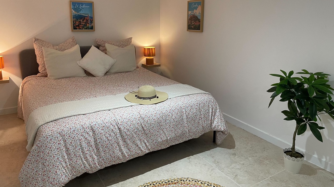 Photo of Bedroom in Menerbes