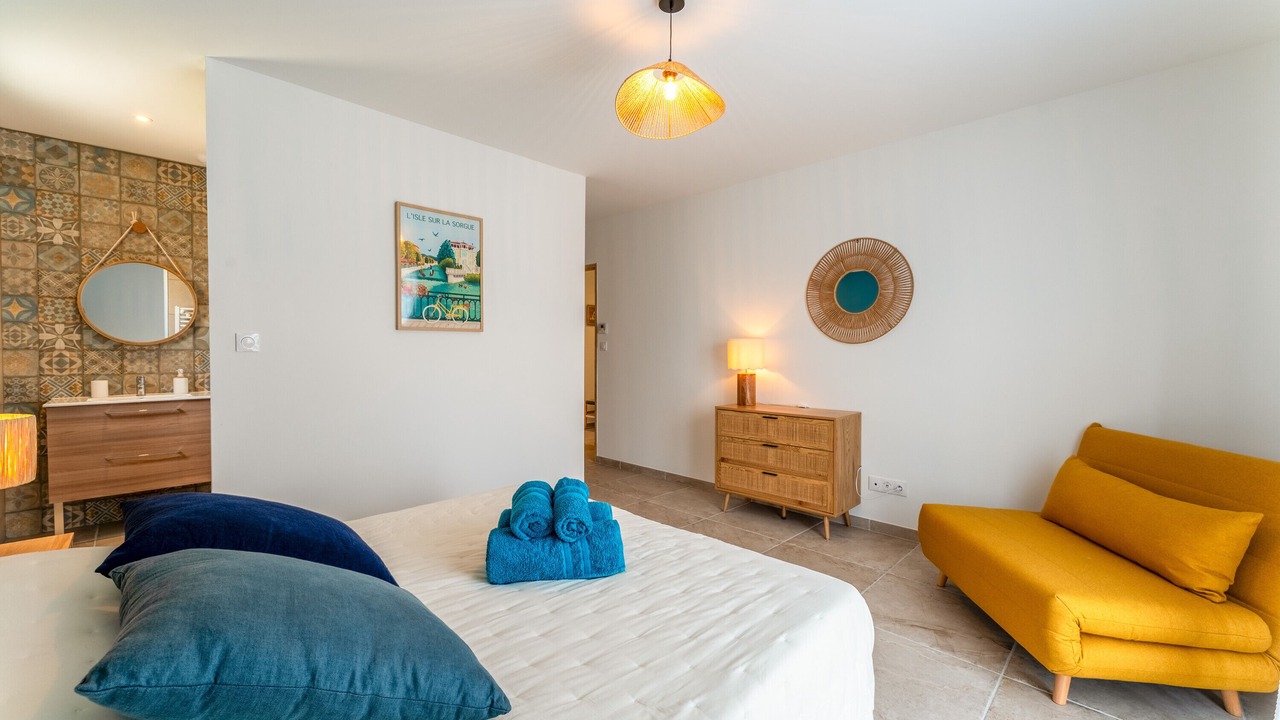 Photo of Bedroom in Saumane-de-Vaucluse