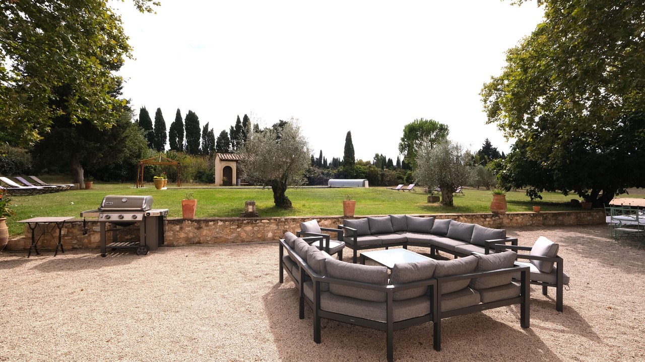 Photo of Patio Balcony in Eygalieres