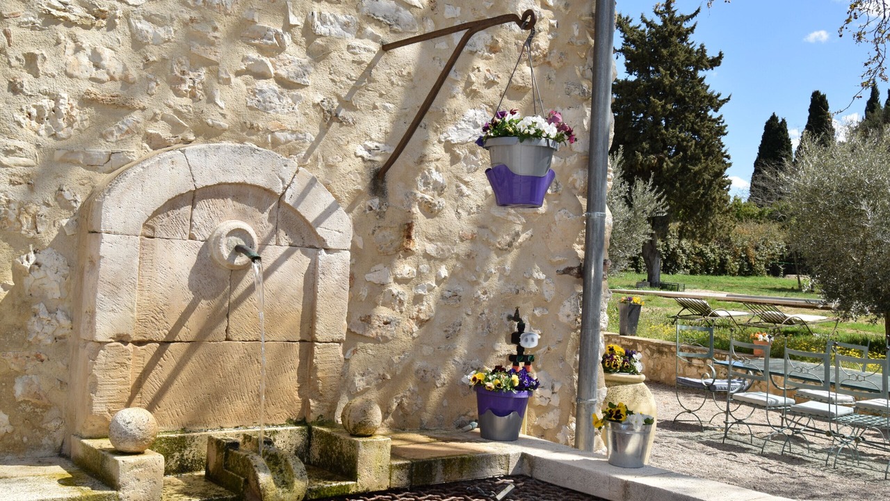 Photo of Others in Eygalieres