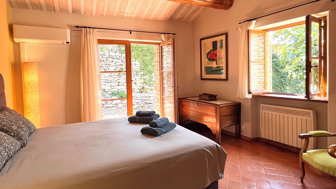Photo of Bedroom in Gordes