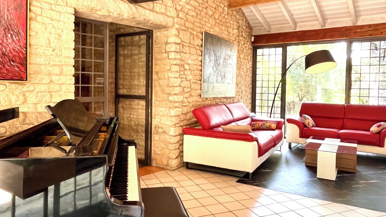 Photo of Livingroom in Gordes