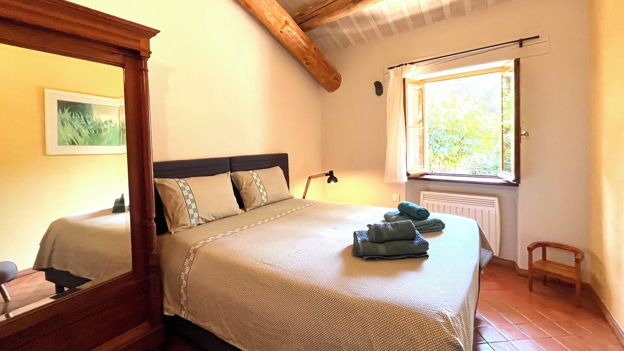 Photo of Bedroom in Gordes