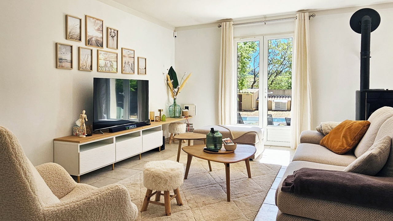 Photo of Livingroom in Croagnes