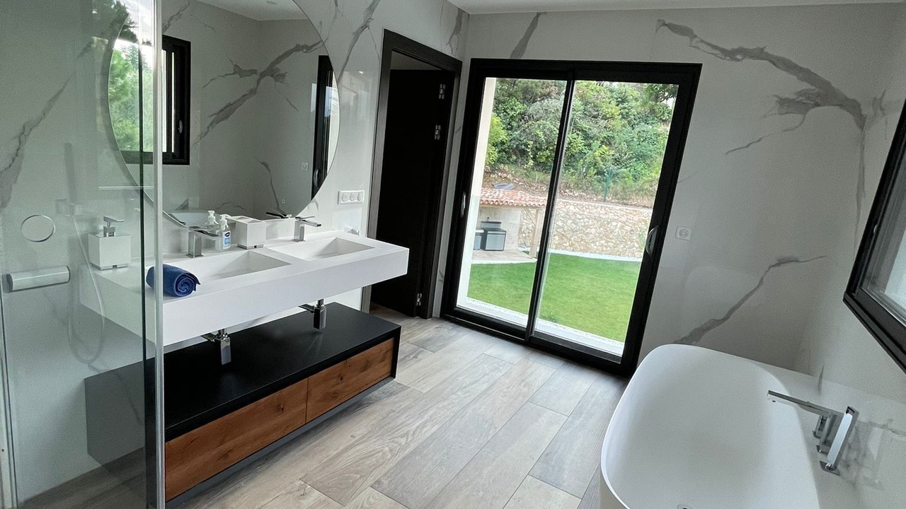 Photo of Bathroom in Vallauris