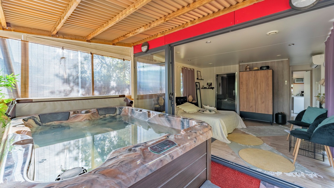 Photo of Bedroom in Villelaure