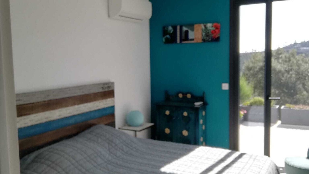 Photo of Bedroom in Mandelieu-La-Napoule