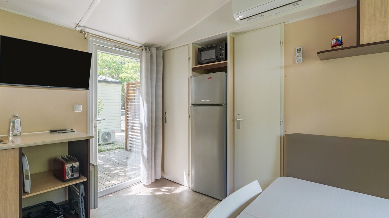 Photo of Bedroom in La Roque-d'Antheron