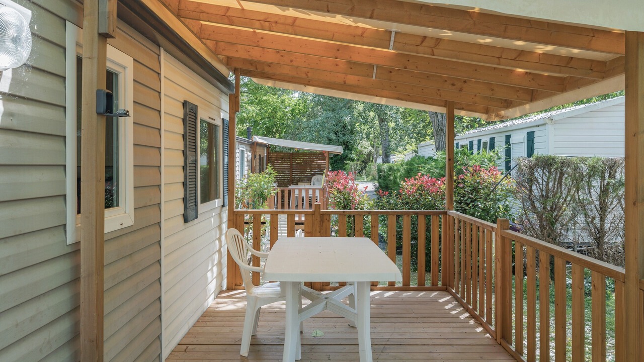Photo of Outdoor in La Roque-d'Antheron