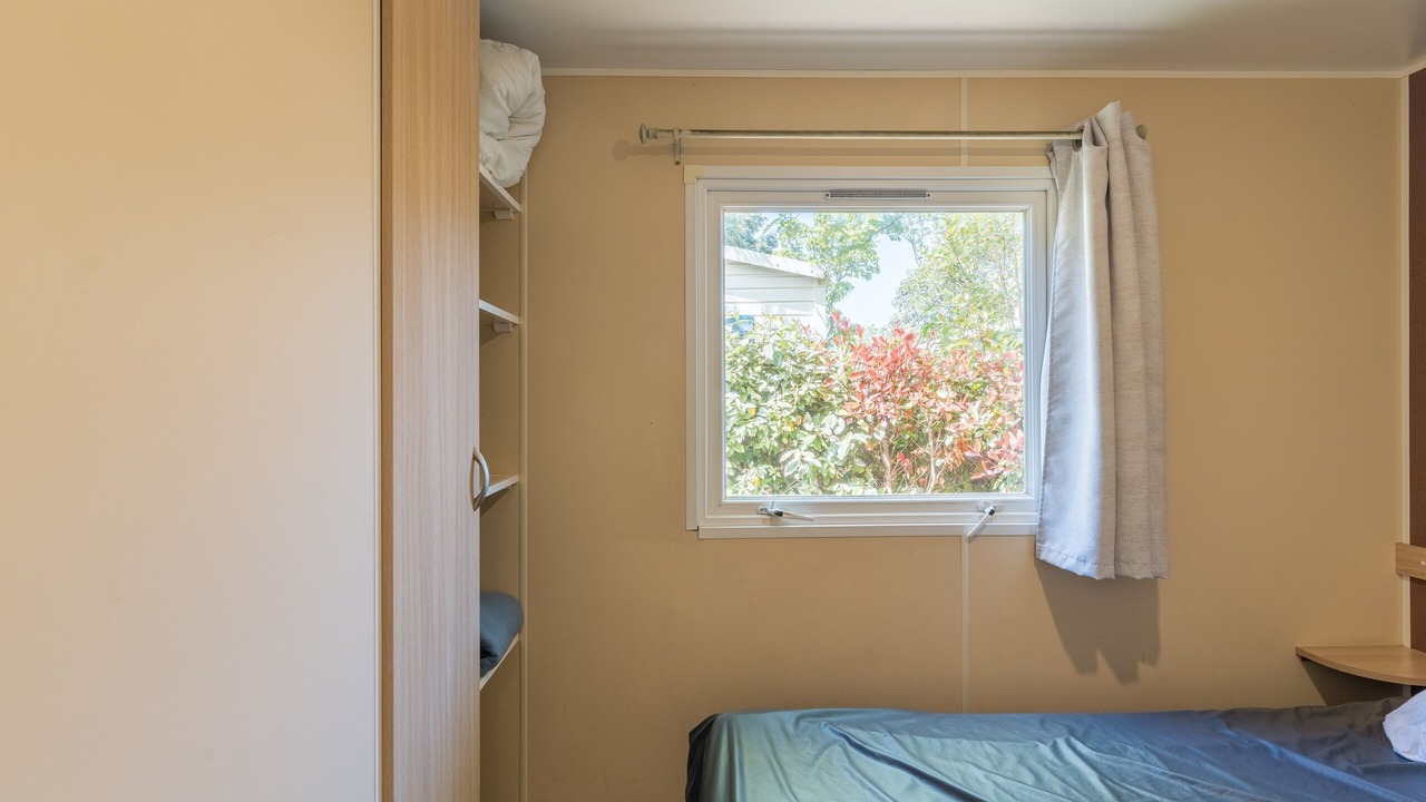 Photo of Bedroom in La Roque-d'Antheron