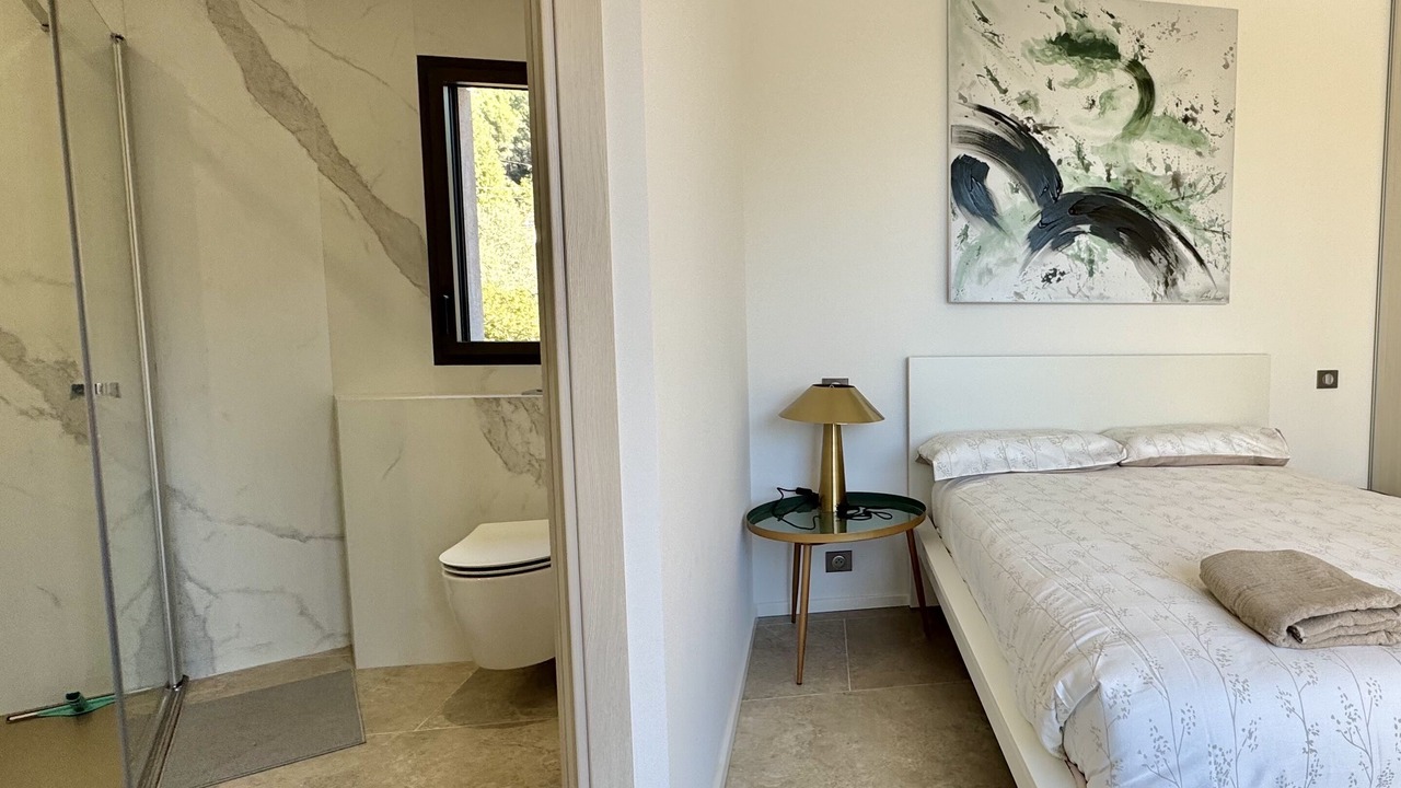 Photo of Bedroom in Carqueiranne
