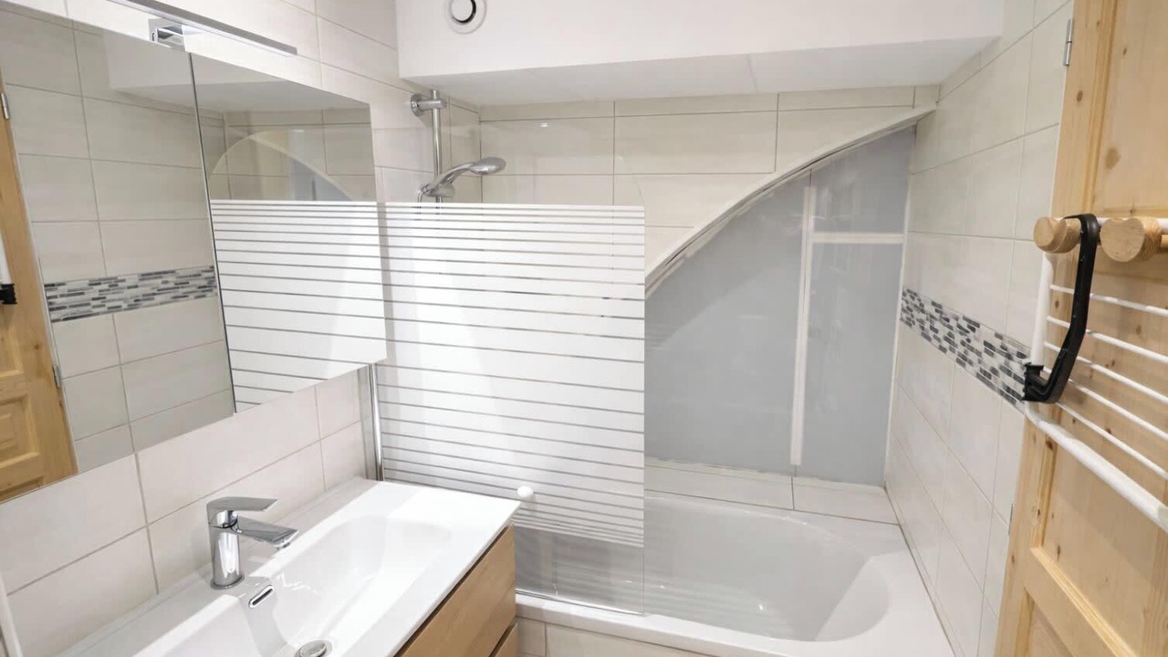 Photo of Bathroom in Forville
