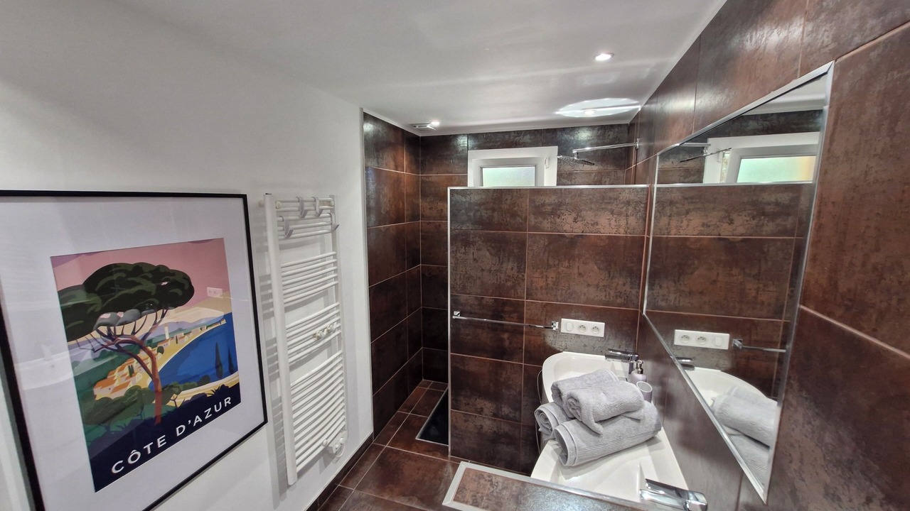 Photo of Bathroom in Aureille