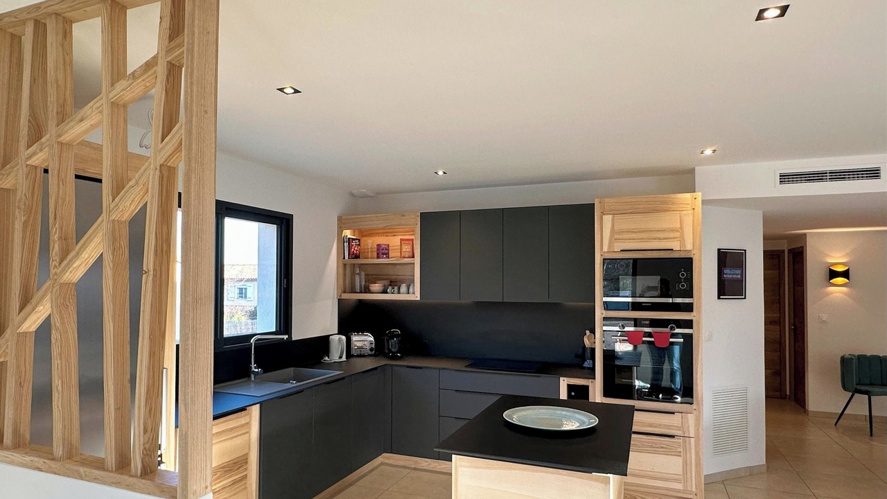 Photo of Kitchen in Salavas