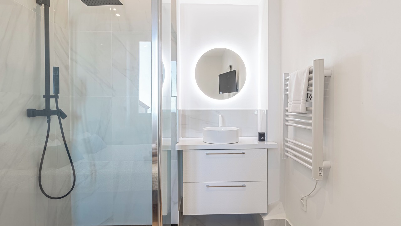 Photo of Bathroom in Beausoleil
