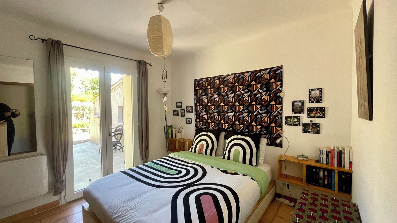 Photo of Bedroom in Lambesc