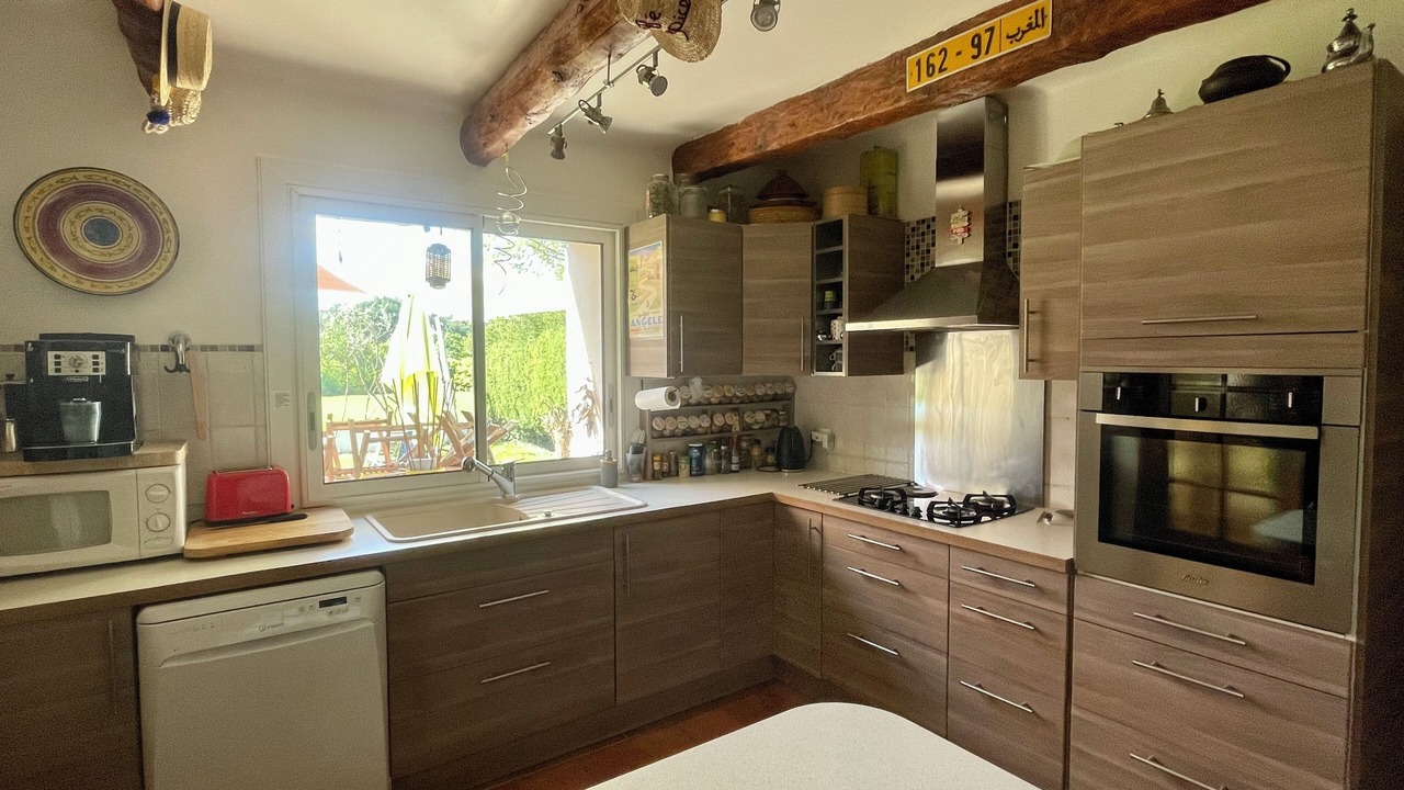 Photo of Kitchen in Lambesc