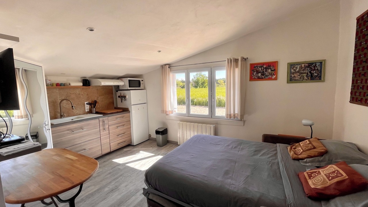 Photo of Bedroom in Lambesc