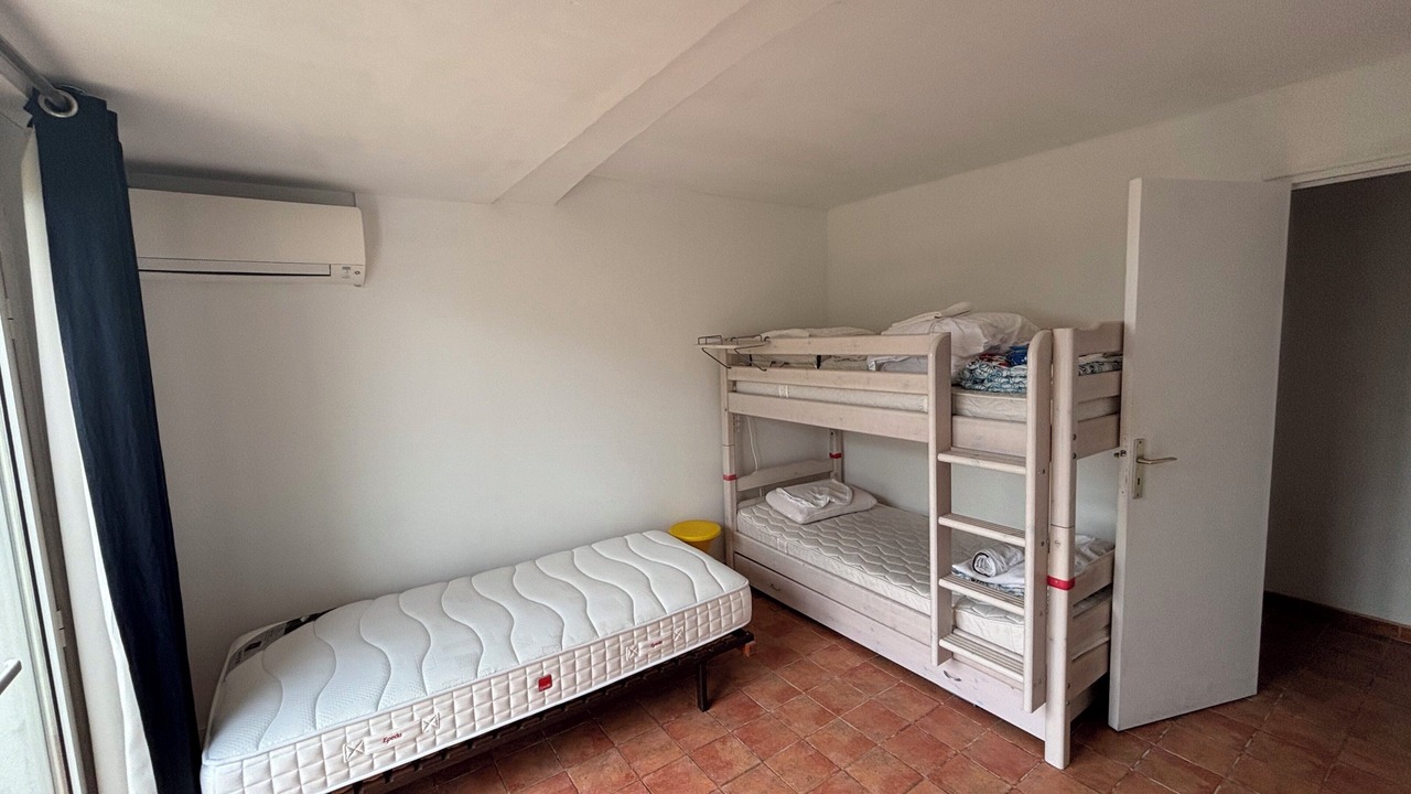 Photo of Bedroom in Saint-Mandrier-sur-Mer