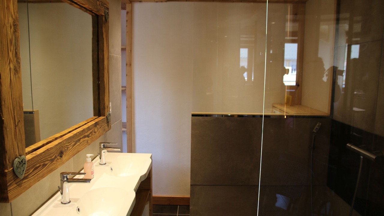 Photo of Bathroom in Barcelonnette