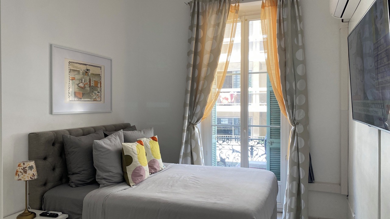 Photo of Bedroom in Jean-Medecin