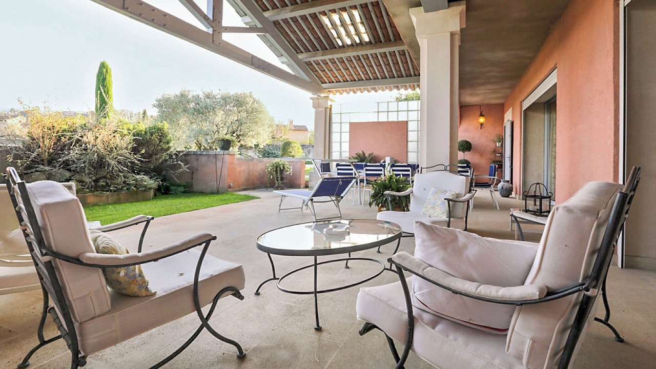Photo of Patio Balcony in Menerbes