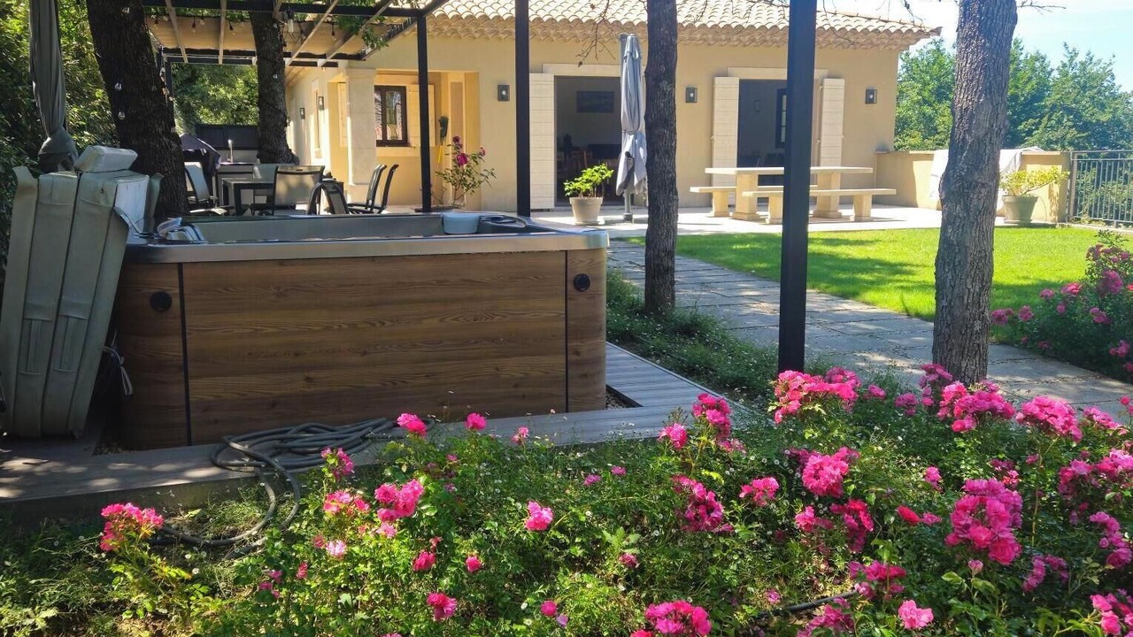 Photo of Patio Balcony in Faucon