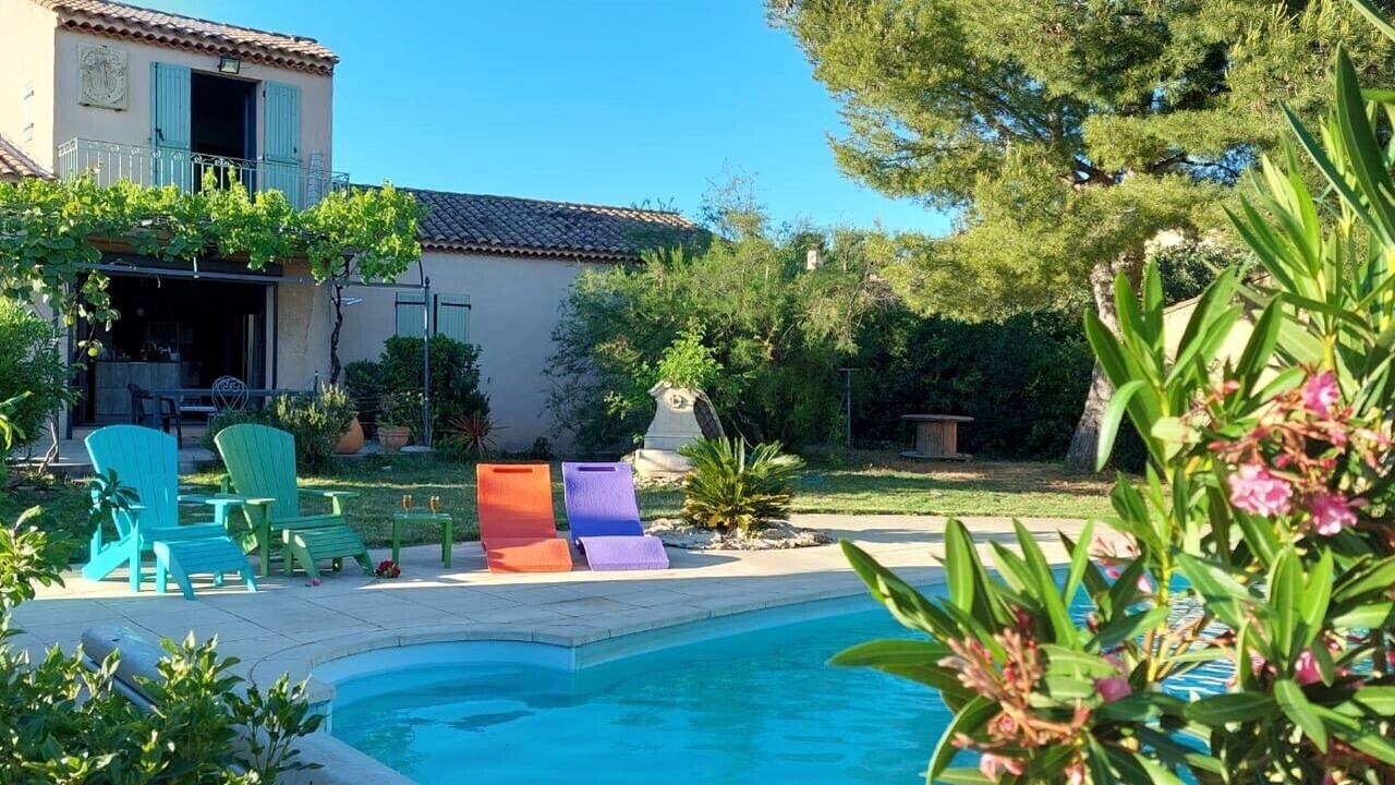 Photo of Outdoor in La Fare-les-Oliviers