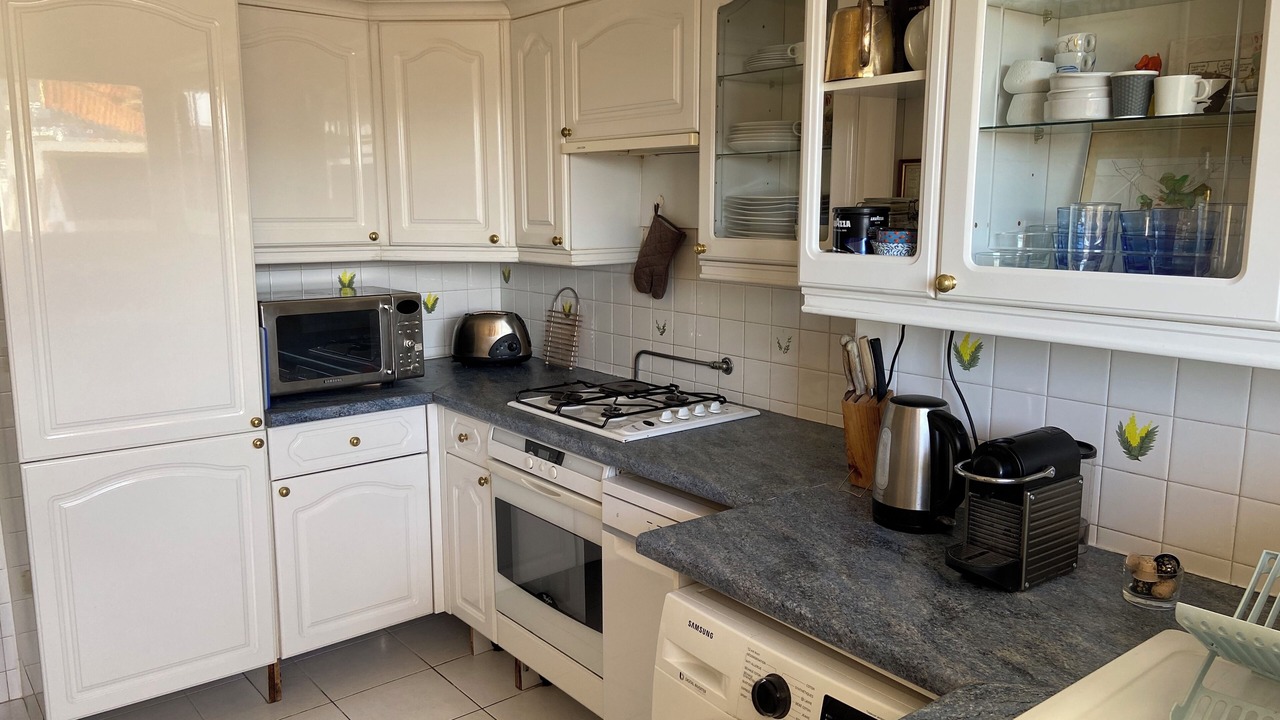 Photo of Kitchen in Prado - Republique