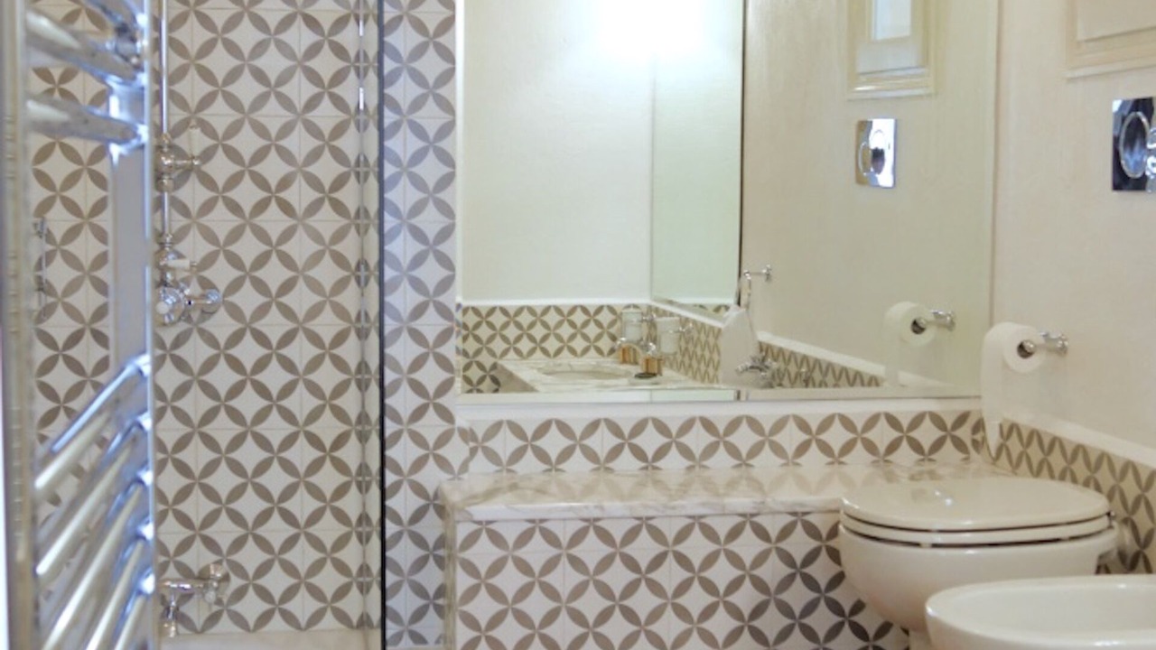 Photo of Bathroom in Antibes Old Town