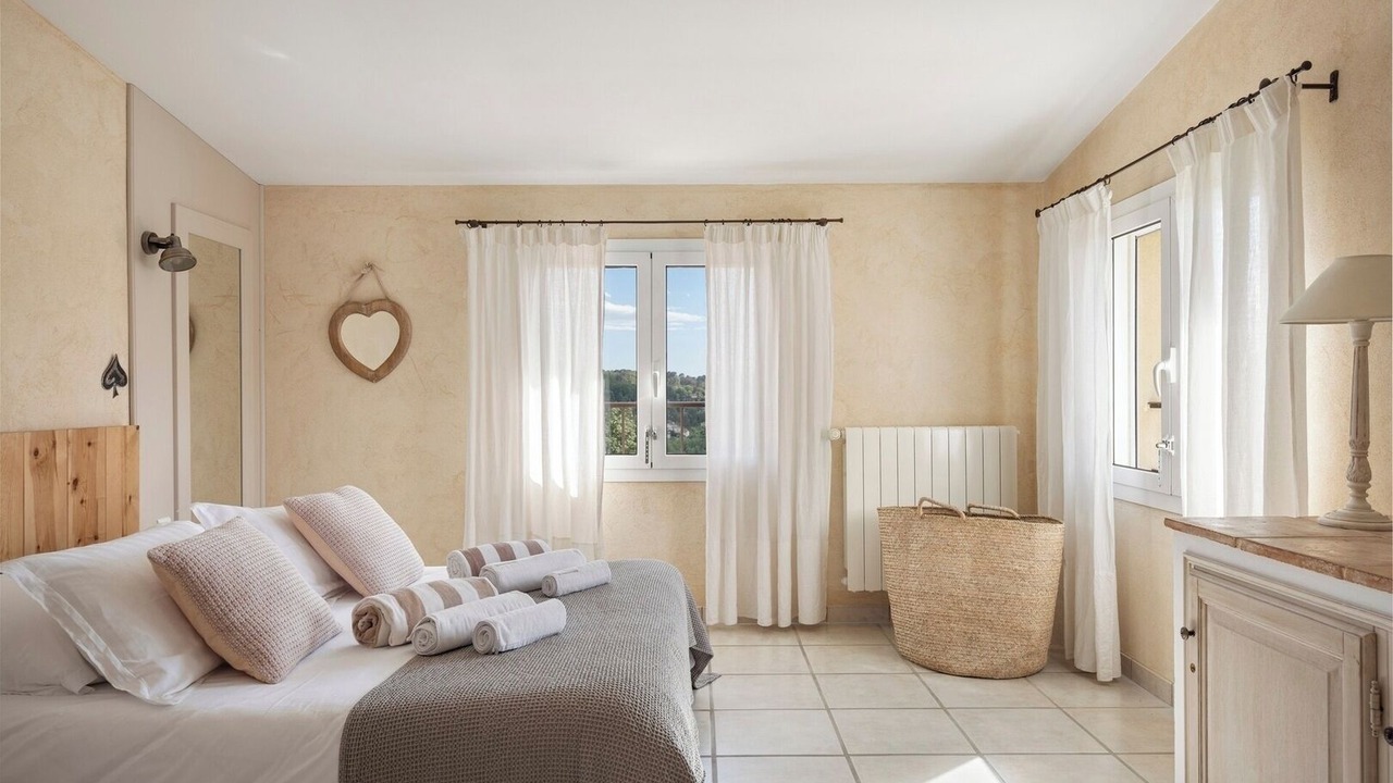 Photo of Bedroom in Valbonne