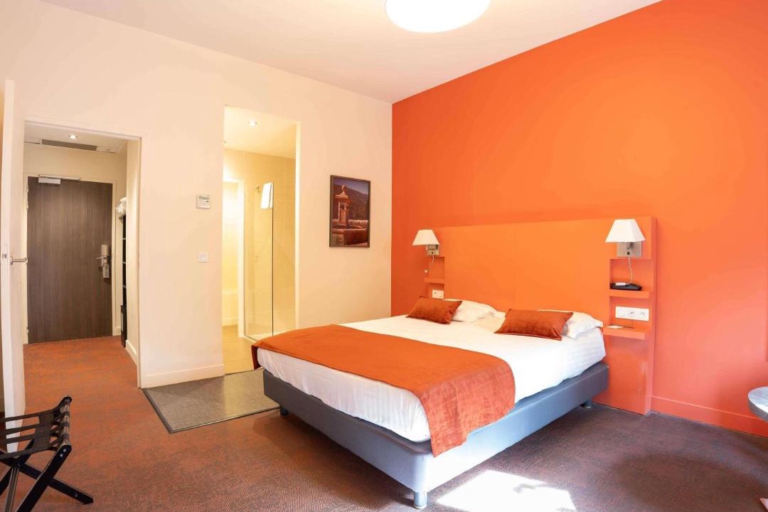 Photo of Bedroom in Chateauneuf-le-Rouge