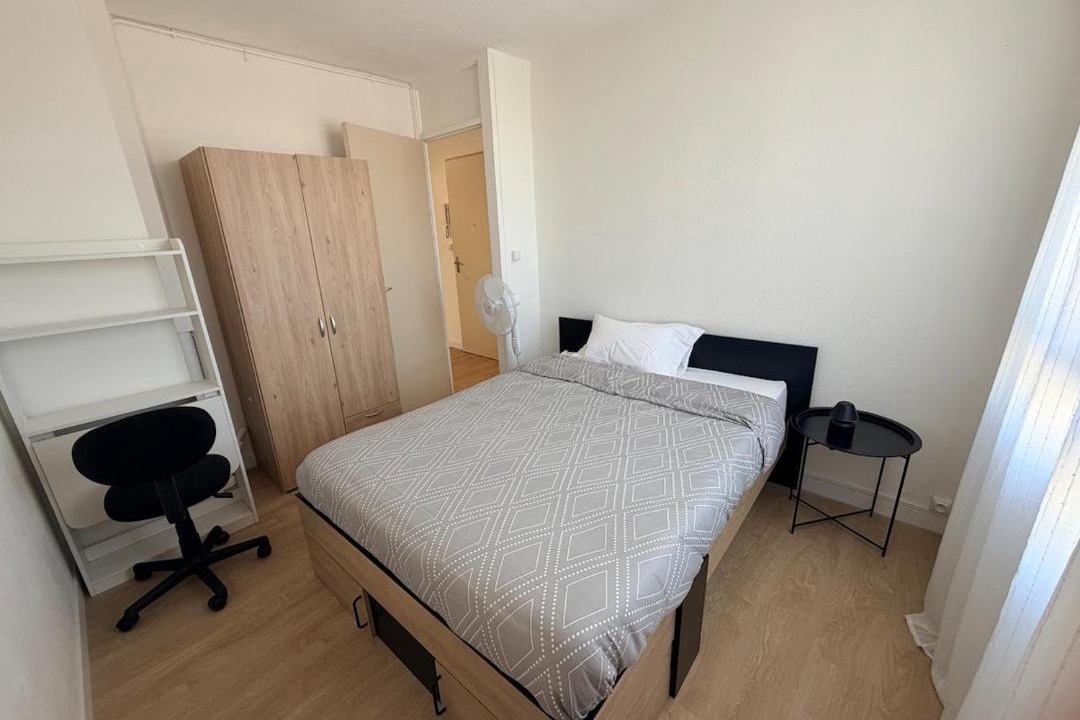 Photo of Bedroom in Alco