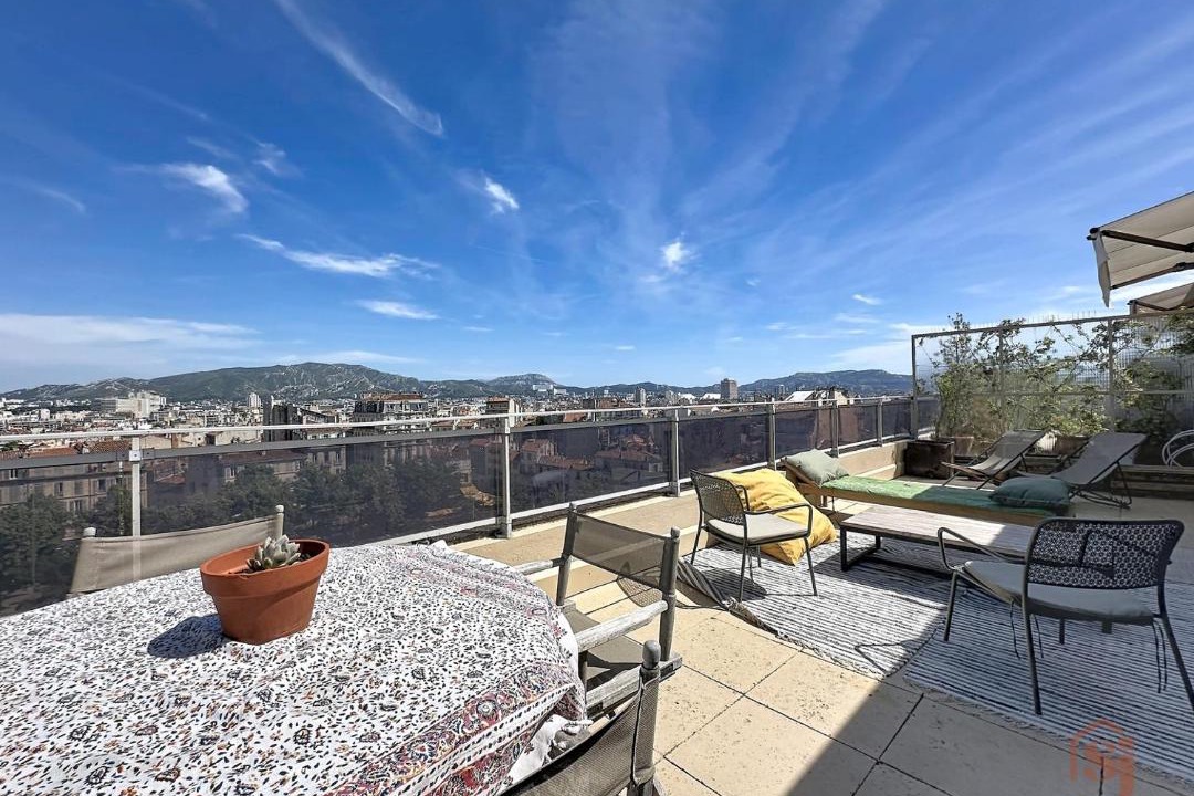 Photo of Patio Balcony in Thiers