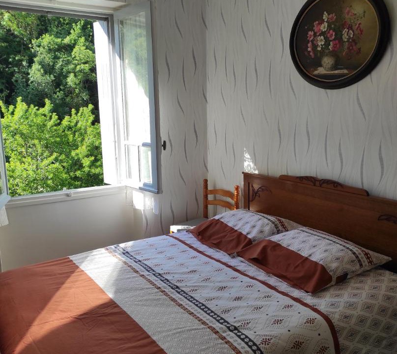 Photo of Bedroom in Auzon