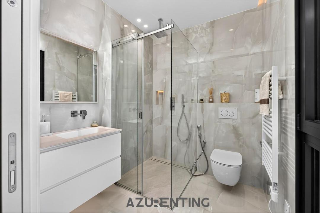 Photo of Bathroom in Le Cannet