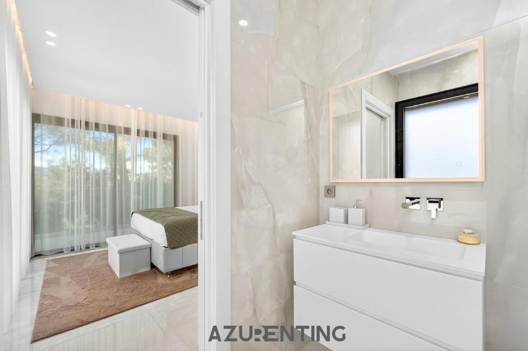 Photo of Bathroom in Le Cannet