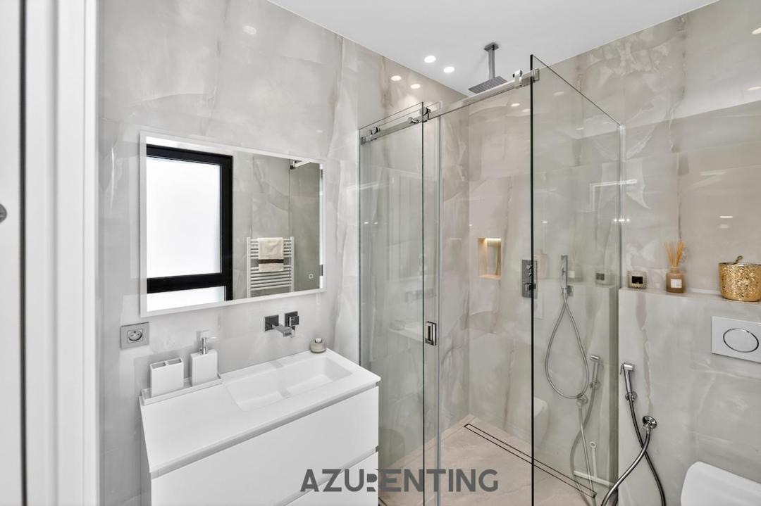 Photo of Bathroom in Le Cannet
