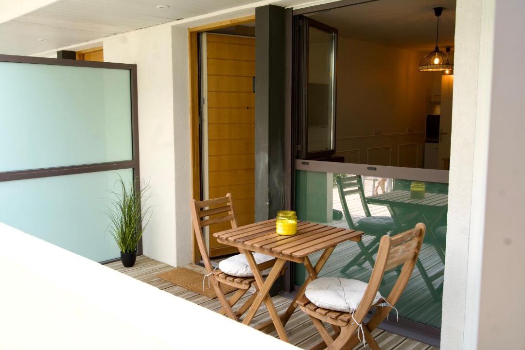 Photo of Patio Balcony in Eguilles