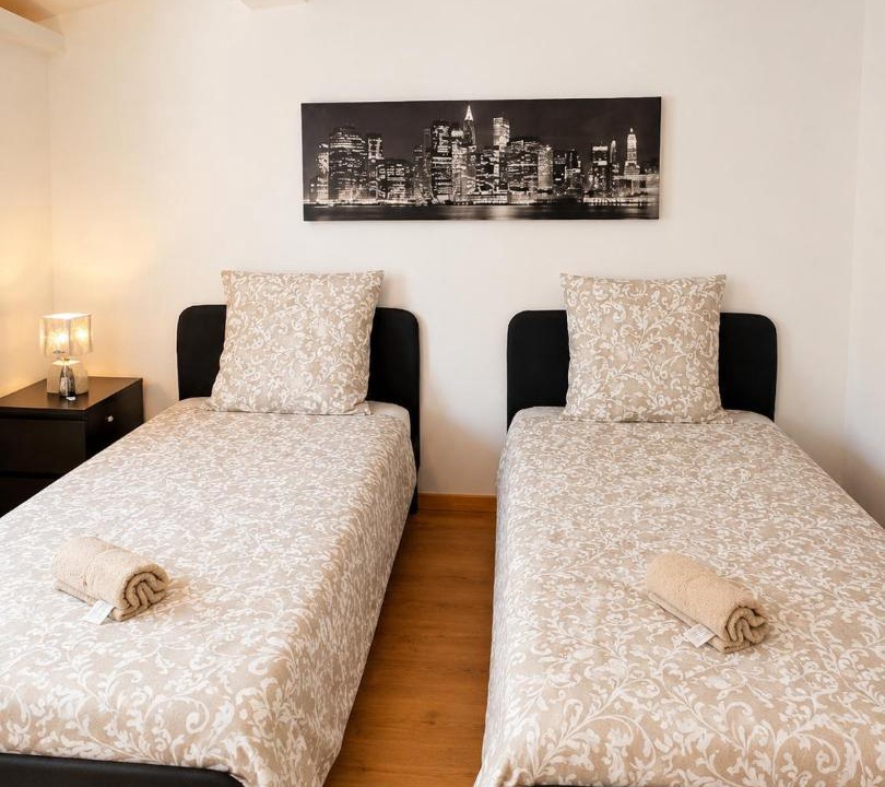 Photo of Bedroom in 9th Arrondissement