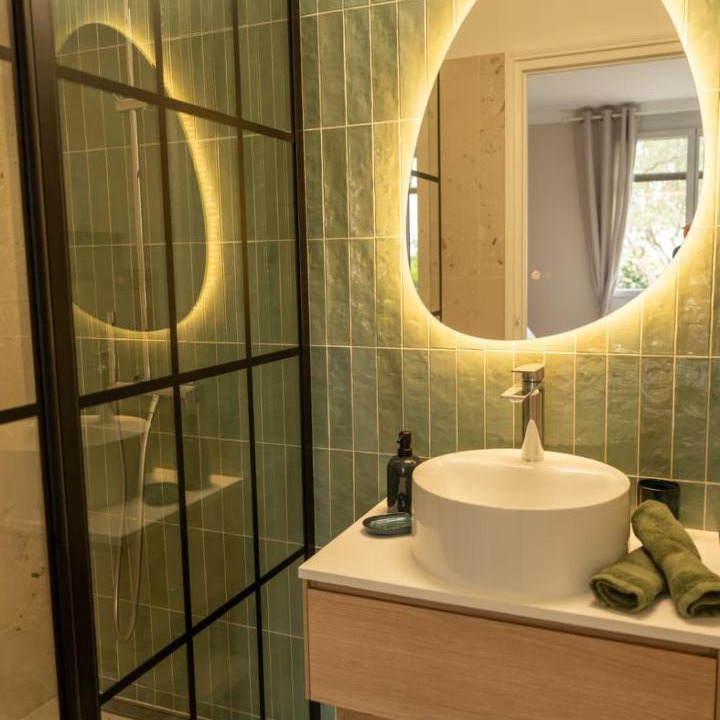 Photo of Bathroom in Aurons