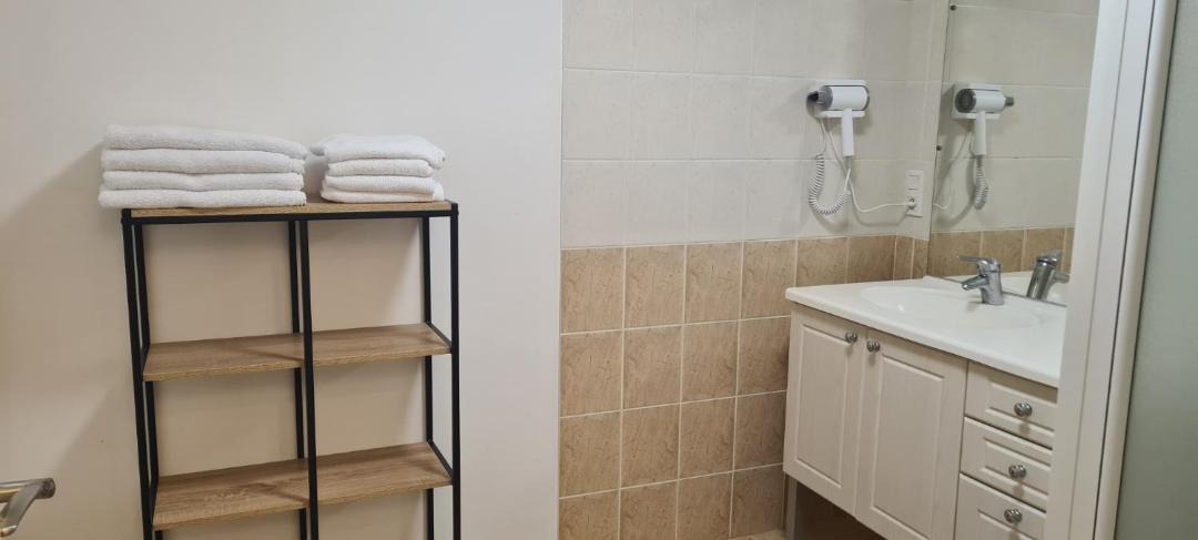 Photo of Bathroom in Tallard