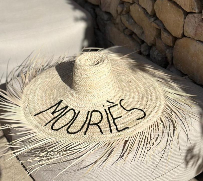 Photo of Others in Mouries