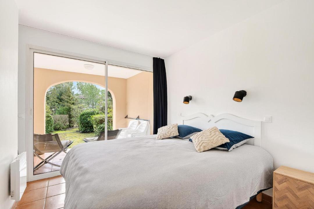 Photo of Bedroom in Pont Royal