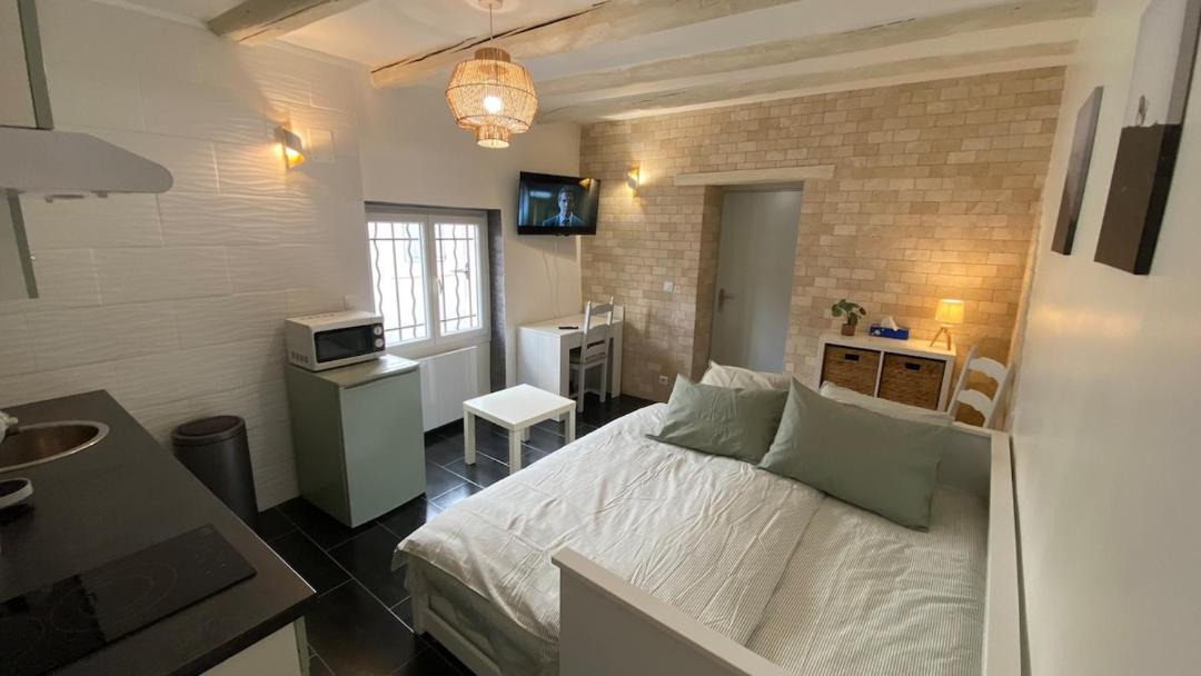 Photo of Bedroom in Lambesc